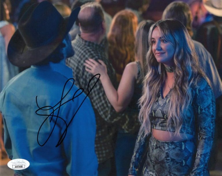 LAINEY WILSON SIGNED AUTOGRAPH 8×10 PHOTO – BELL BOTTOM COUNTRY TOUGHER JSA COA
 COLLECTIBLE MEMORABILIA