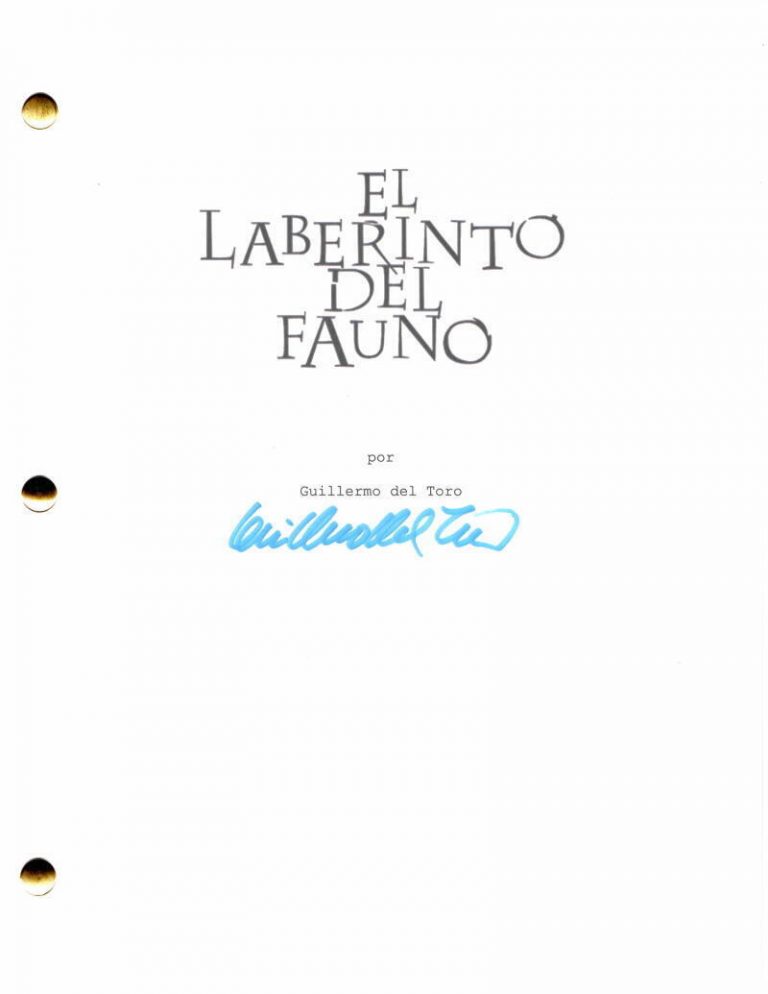 GUILLERMO DEL TORO SIGNED AUTOGRAPH EL LABERINTO DEL FAUNO FULL MOVIE SCRIPT
 COLLECTIBLE MEMORABILIA