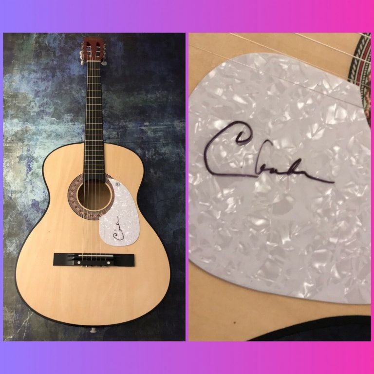 GFA I FEEL FOR YOU STAR * CHAKA CHAN * SIGNED ACOUSTIC GUITAR C2 COA
 COLLECTIBLE MEMORABILIA