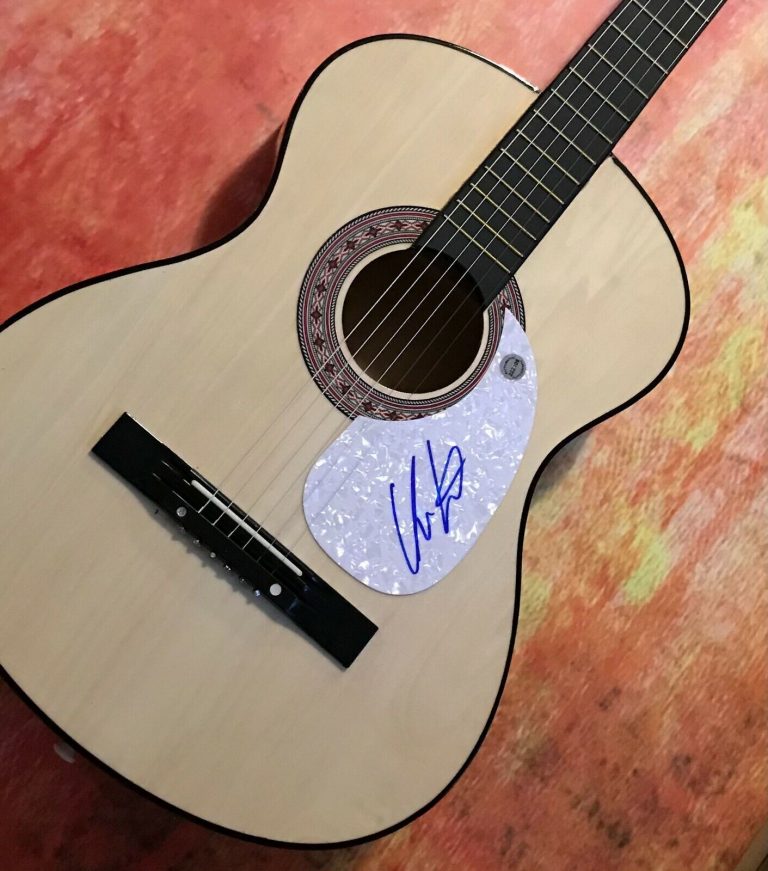 GFA TAKE BACK HOME GIRL * CHRIS LANE * SIGNED ACOUSTIC GUITAR PROOF C4 COA
 COLLECTIBLE MEMORABILIA