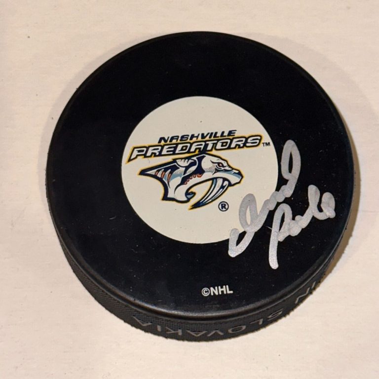 DAVID POILE SIGNED NASHVILLE PREDATORS SOUVENIR PUCK BECKETT AUTH BAS
 COLLECTIBLE MEMORABILIA