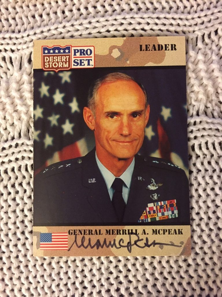 MERRILL MCPEAK SIGNED TRADING CARD PRO SET DESERT STORM
 COLLECTIBLE MEMORABILIA