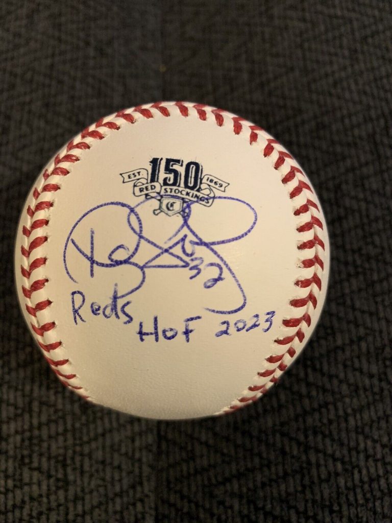 DANNY GRAVES SIGNED BASEBALL AURHENTIC OFFICIAL RAWLINGS ROMLB REDS HOF 2023 150
 COLLECTIBLE MEMORABILIA