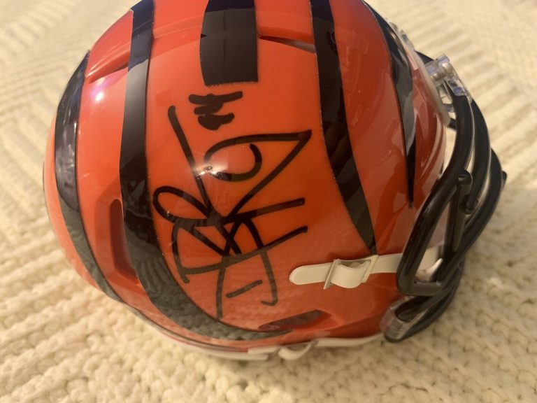 DOMATA PEKO SIGNED CINCINNATI BENGALS MINI HELMET AUTOGRAPHED
 COLLECTIBLE MEMORABILIA