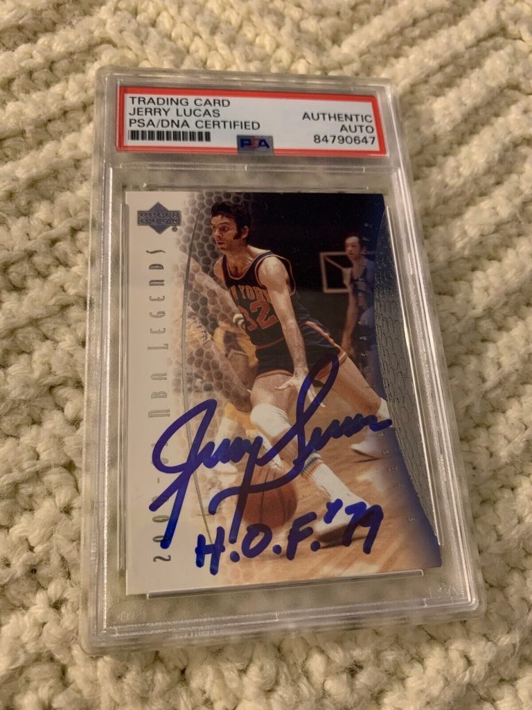 JERRY LUCAS SIGNED 2000-01 UD NBA LEGENDS CARD #78 PSA /DNA SLAB COA
 COLLECTIBLE MEMORABILIA