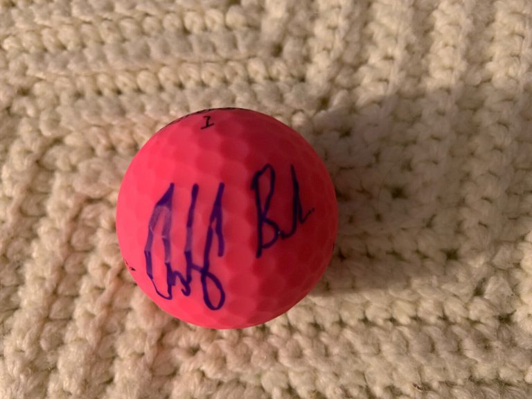 ASHLEIGH BUHAI SIGNED PINK GOLF BALL AUTOGRAPHED BREAST CANCER AWARENESS LPGA
 COLLECTIBLE MEMORABILIA