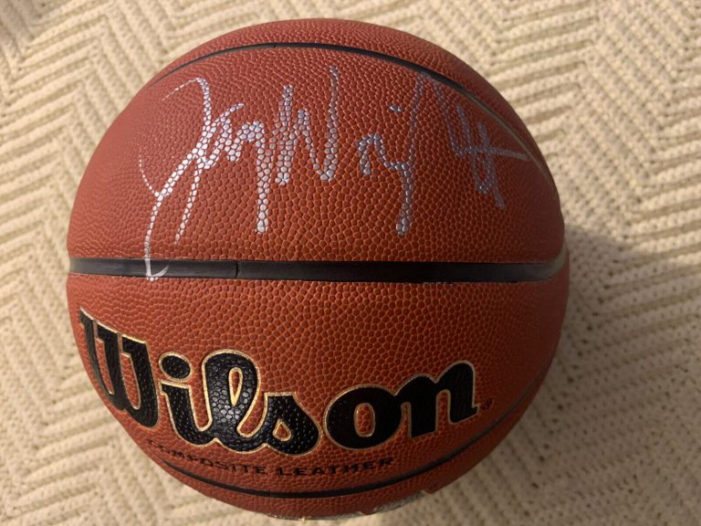 COACH JAY WRIGHT SIGNED NCAA BASKETBALL 29.5 VILLANOVA WILDCATS
 COLLECTIBLE MEMORABILIA