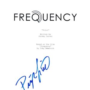 PEYTON LIST SIGNED FREQUENCY PILOT EPISODE SCRIPT BECKETT BAS AUTOGRAPH AUTO COLLECTIBLE MEMORABILIA