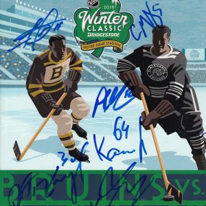 2019 CHICAGO BLACKHAWKS signed (WINTER CLASSIC) Game program W/COA -TOEWS- #2 Collectible Memorabilia