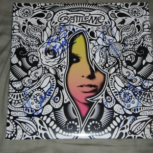 BATTLE ME GROUP SIGNED WEIGHT ON THE BRAIN VINYL ALBUM Collectible Memorabilia