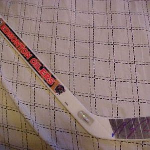 EDMONTON OILERS MAGNUS PAAJARVI SIGNED SOUVENIR HOCKEY STICK Collectible Memorabilia