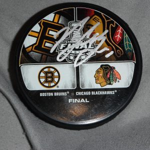 2013 CHICAGO BLACKHAWKS NICK LEDDY SIGNED STANLEY CUP PUCK Collectible Memorabilia