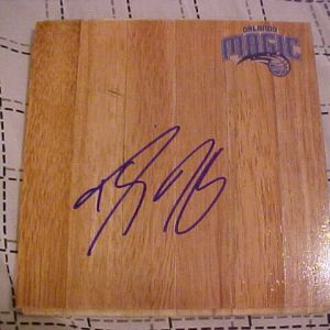 ORLANDO MAGIC DWIGHT HOWARD SIGNED LOGO WOOD FLOOR TILE PARQUE Collectible Memorabilia