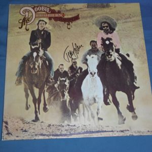 THE DOOBIE BROTHERS STAMPEDE TOM JOHNSTON SIGNED VINYL ALBUM Collectible Memorabilia