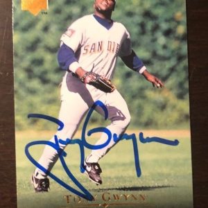 Tony Gwynn signed autographed 1995 Upper Deck Card