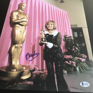 BARBRA STREISAND SIGNED AUTOGRAPH 11x14 PHOTO OSCAR TROPHY BECKETT BAS AUTO D