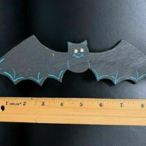 BAT MAGNET WITH MOVING EYES FROM 1980's AMAZING GRAPHICS AWESOME