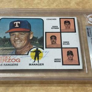 1973 TOPPS WHITEY HERZOG RANGERS SIGNED CARD BECKETT AUTHENTIC AUTOGRAPHED