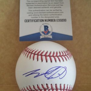 WADE DAVIS CHICAGO CUBS SIGNED AUTOGRAPHED M.L. BASEBALL BECKETT E33200