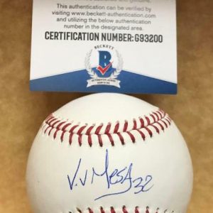 VICTOR VICTOR MESA MIAMI MARLINS SIGNED M.L. BASEBALL BECKETT G93200
