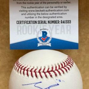 TREVOR STEPHAN NEW YORK YANKEES ROOKIE YEAR SIGNED M.L. BASEBALL BECKETT R41333