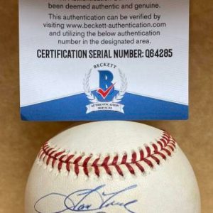 TOM TRESH 1962 ROOKIE OF THE YEAR YANKEES SIGNED A.L. BASEBALL BECKETT Q64285