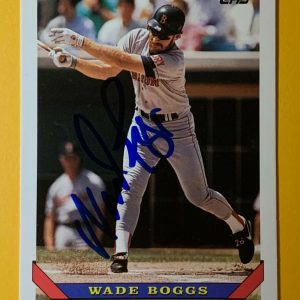1993 TOPPS WADE BOGGS RED SOX #390 SIGNED AUTOGRAPHED CARD W/ COA