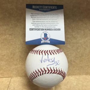 VICTOR VICTOR MESA MIAMI MARLINS SIGNED M.L. BASEBALL BECKETT G93199
