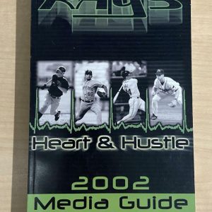 2002 TAMPA BAY RAYS MEDIA GUIDE HEART & HUSTLE COVER 448 PAGES