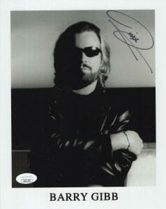 BARRY GIBB HAND SIGNED 8×10 PHOTO MUSIC LEGEND THE BEE GEES JSA COLLECTIBLE MEMORABILIA