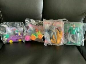 BATMAN LOT OF 4 MCDONALD’S HAPPY MEAL TOYS IN BAGS IVY+JOKER+RIDDLER+CATWOMAN COLLECTIBLE MEMORABILIA