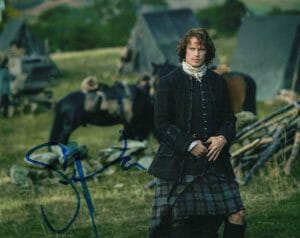 SAM HEUGHAN SIGNED AUTOGRAPH 8X10 PHOTO – SEXY JAMIE FRASER, OUTLANDER STUD WW COLLECTIBLE MEMORABILIA