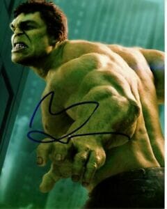 MARK RUFFALO Signed AVENGERS MARVEL AGE OF ULTRON HULK Photo w/ Hologram COA