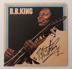 BB KING SIGNED AUTOGRAPH ALBUM VINYL RECORD – BLUES LEGEND, KING SIZE W/ JSA LOA COLLECTIBLE MEMORABILIA