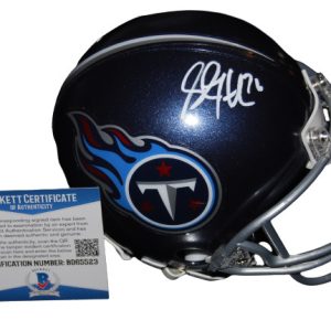 STEVE HUTCHINSON signed (TENNESSEE TITANS) mini football helmet BECKETT BD65523