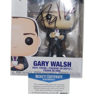 TONY HALE signed (VEEP) autograph Gary Walsh Funko Pop #724 BECKETT BAS BD17918