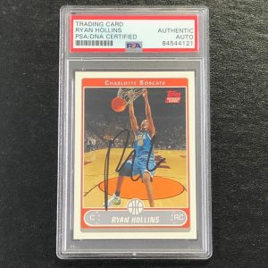 2006-07 Topps Basketball #225 Ryan Hollins Signed Card AUTO PSA Slabbed RC Bobca
