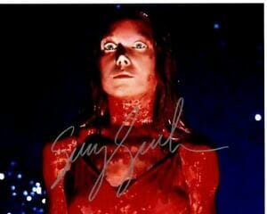 SISSY SPACEK SIGNED AUTOGRAPHED 8×10 STEPHEN KING’S CARRIE PHOTO
 COLLECTIBLE MEMORABILIA