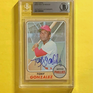 1968 TOPPS TONY GONZALEZ #245 AUTHENTIC AUTO BECKETT CERTIFIED PHILLIES