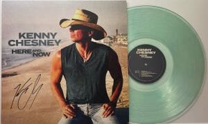 KENNY CHESNEY SIGNED AUTOGRAPH LP “HERE AND NOW” LIMITED CLEAR COKE VINYL RECORD
 COLLECTIBLE MEMORABILIA