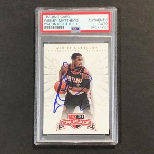 2012-13 Panini Crusade #41 Wesley Matthews Signed Card AUTO PSA Slabbed Trailbla