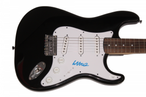 COLTER WALL SIGNED AUTOGRAPH BLACK FENDER ELECTRIC GUITAR COUNTRY MUSI ID: 18540 COLLECTIBLE MEMORABILIA