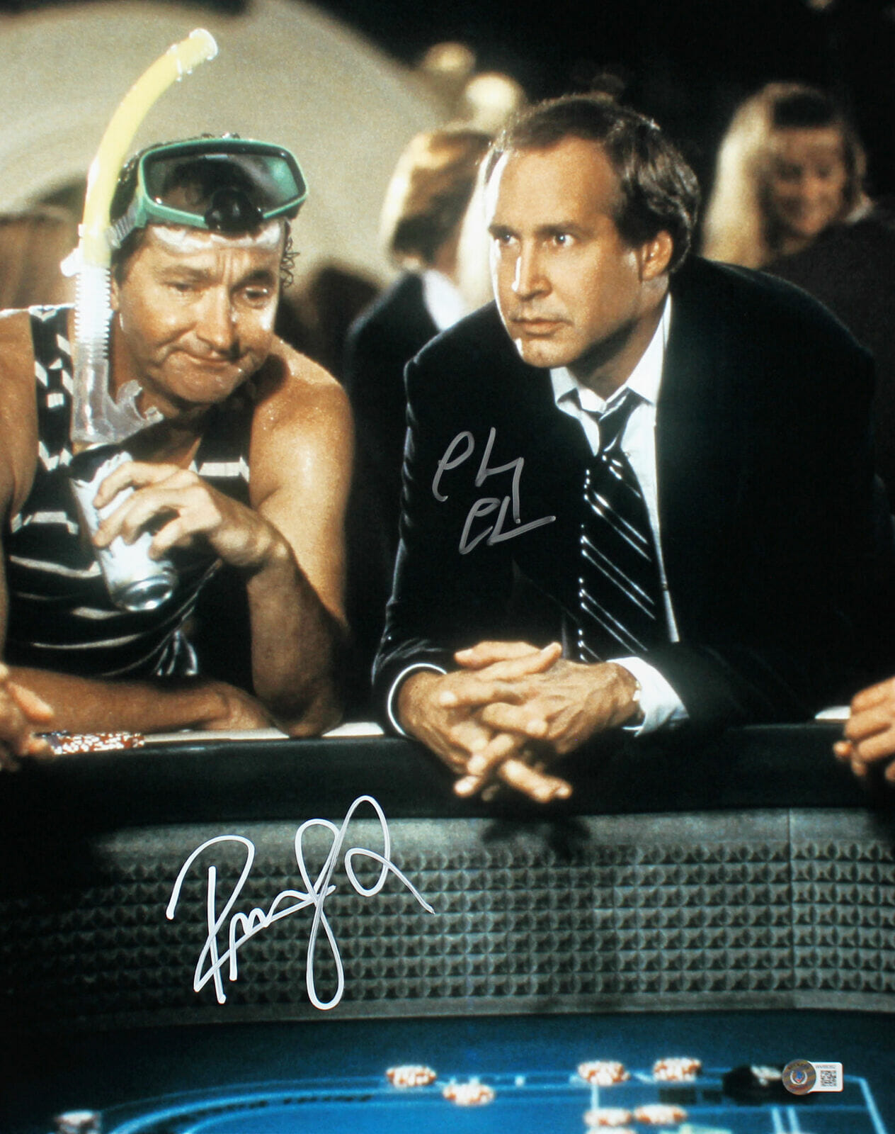 Chevy Chase & Randy Quaid Vegas Vacation Signed 16x20 Vertical Photo ...