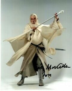IAN MCKELLEN Signed 8x10 LORD OF THE RINGS GANDALF Photo w/ Hologram COA