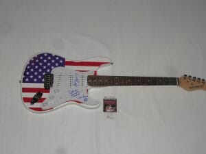 AMERICA BAND SIGNED USA GUITAR DEWEY BUNNELL GERRY BECKLEY WILLIE LEACOX JSA COA COLLECTIBLE MEMORABILIA