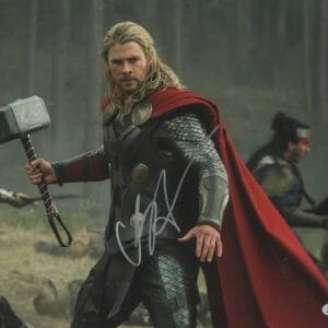 CHRIS HEMSWORTH THOR SIGNED 11X14 PHOTO THE AVENGERS AUTOGRAPH BECKETT COA 2