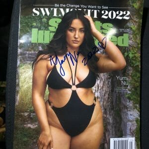 Yumi Nu Signed 2022 SI Swimsuit Magazine Issue COA Proof