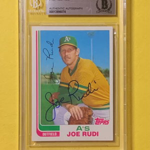 1982 TOPPS TRADED JOE RUDI #102T AUTHENTIC AUTO BECKETT CERTIFIED ATHLETICS