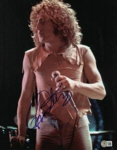 ROGER DALTREY SIGNED AUTOGRAPH 11×14 PHOTO – THE WHO FRONTMAN YOUNG W/ BECKETT COLLECTIBLE MEMORABILIA