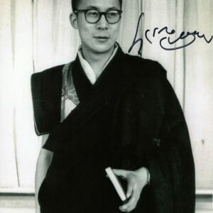 14TH DALAI LAMA TENZIN GYATSO SIGNED AUTOGRAPH 8X10 PHOTO - TIBETAN LEADER JSA